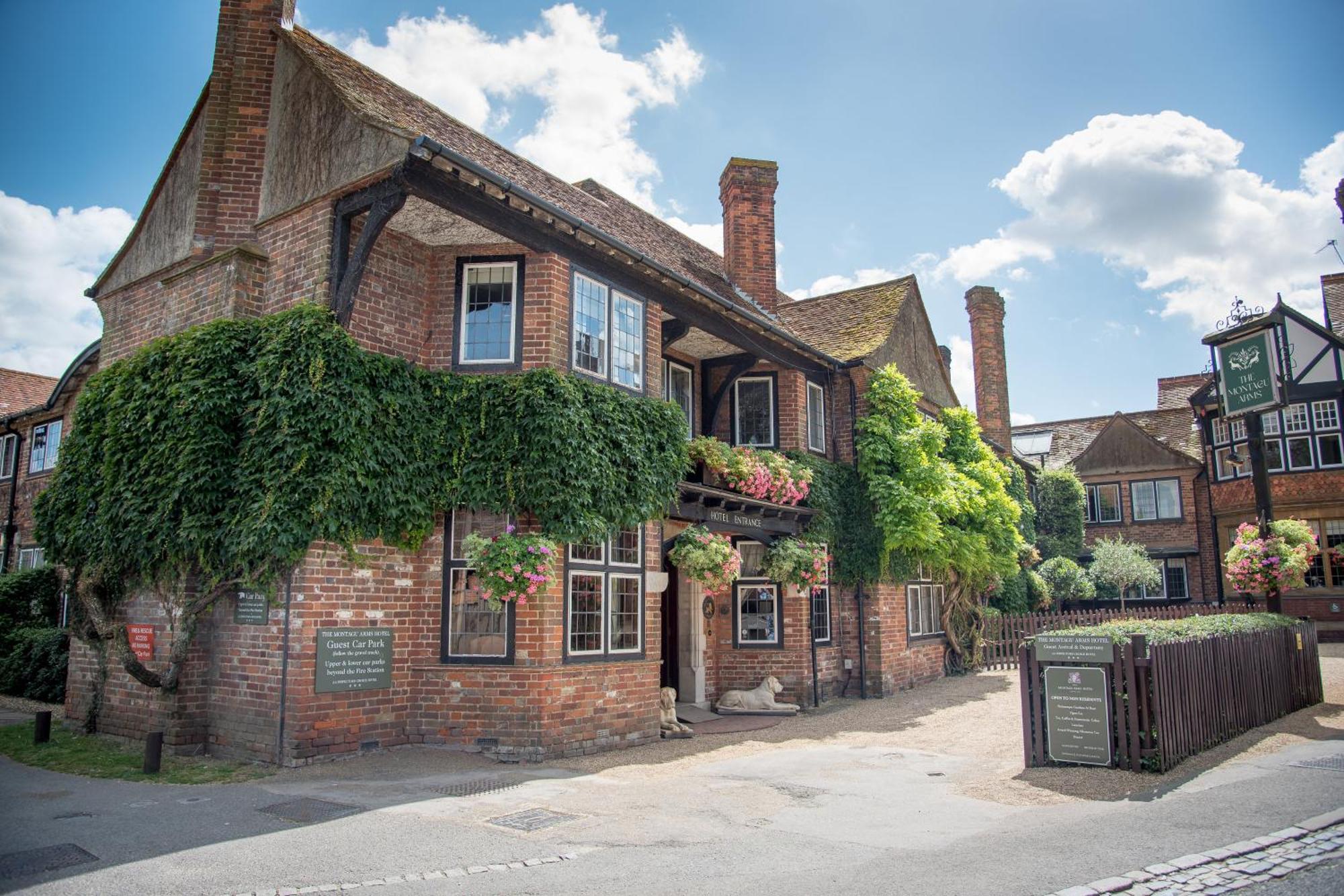 The Montagu Arms Hotel Beaulieu Exterior foto